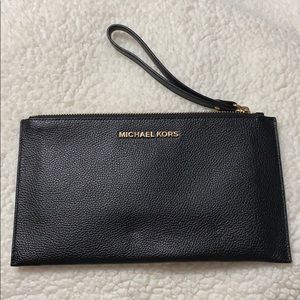 Michael Kors wristlet